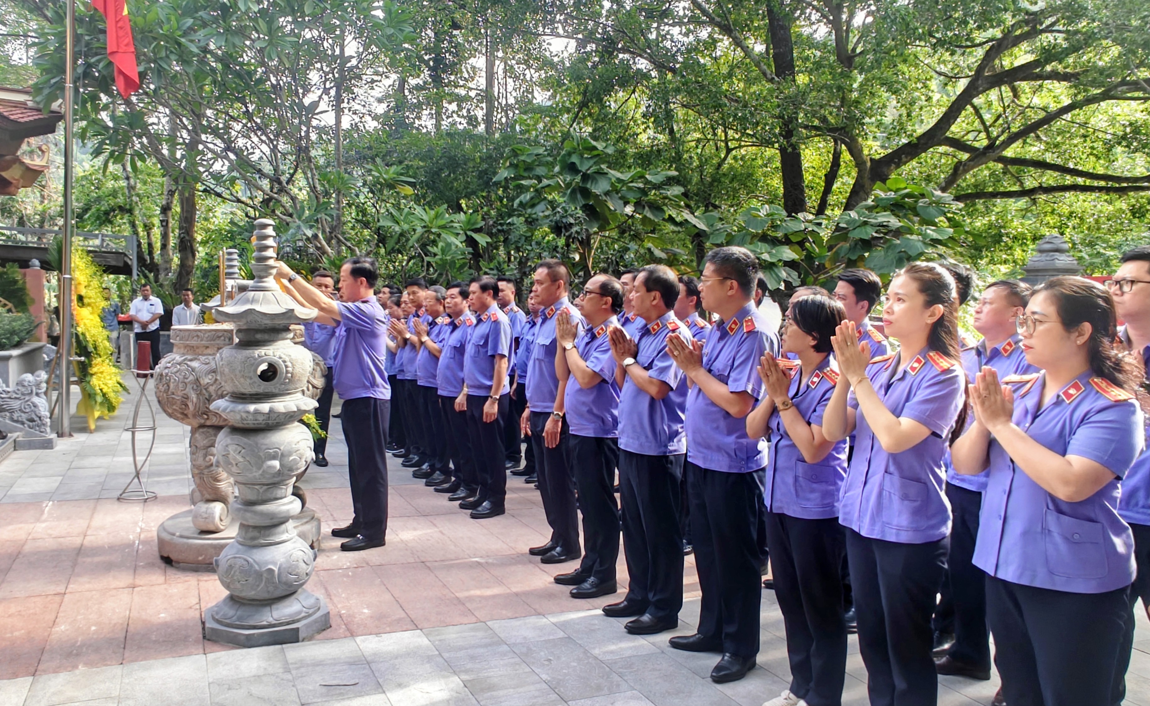 Hành trình tri ân trên mảnh đất lửa Quảng Trị