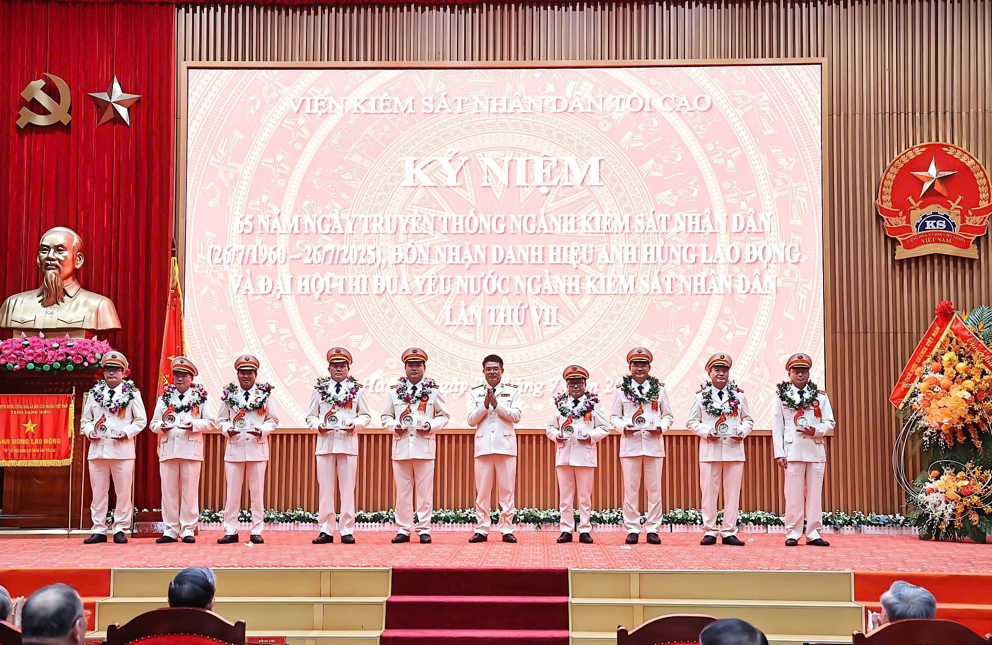 Đổi mới thi đua đáp ứng yêu cầu phát triển mới của ngành Kiểm sát nhân dân
