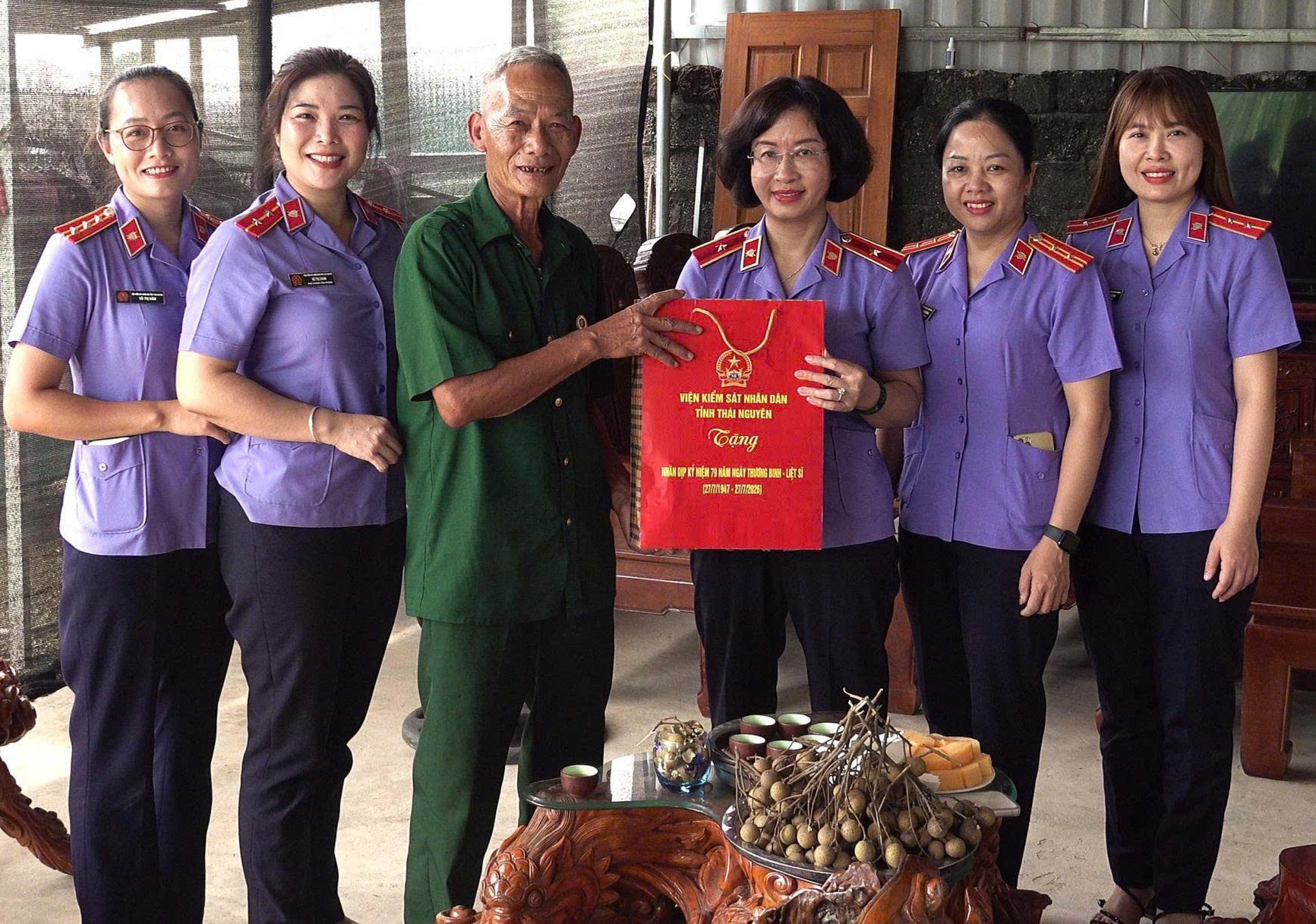 Tổ chức hoạt động tri ân các gia đình chính sách nhân dịp kỷ niệm 79 ngày Thương binh - Liệt sĩ