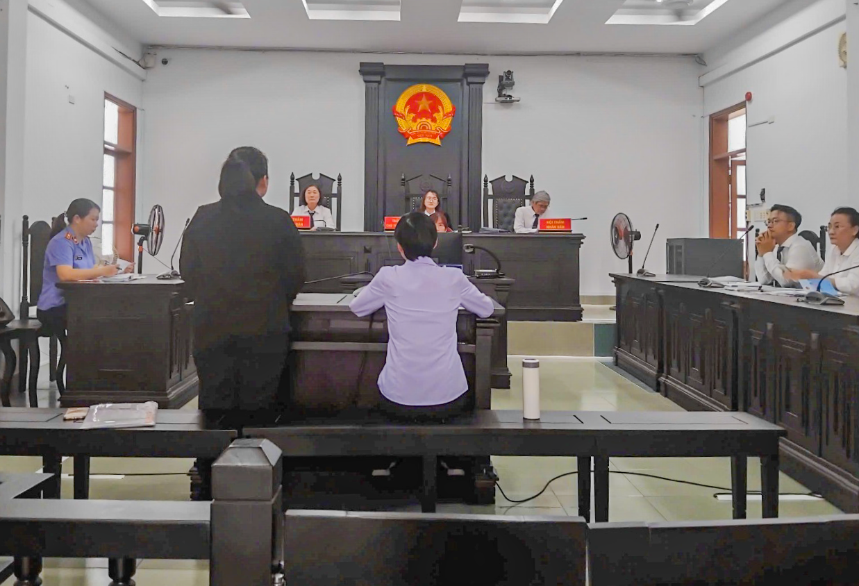 VKSND khu vực 1- Khánh Hòa tổ chức phiên tòa rút kinh nghiệm vụ án lao động