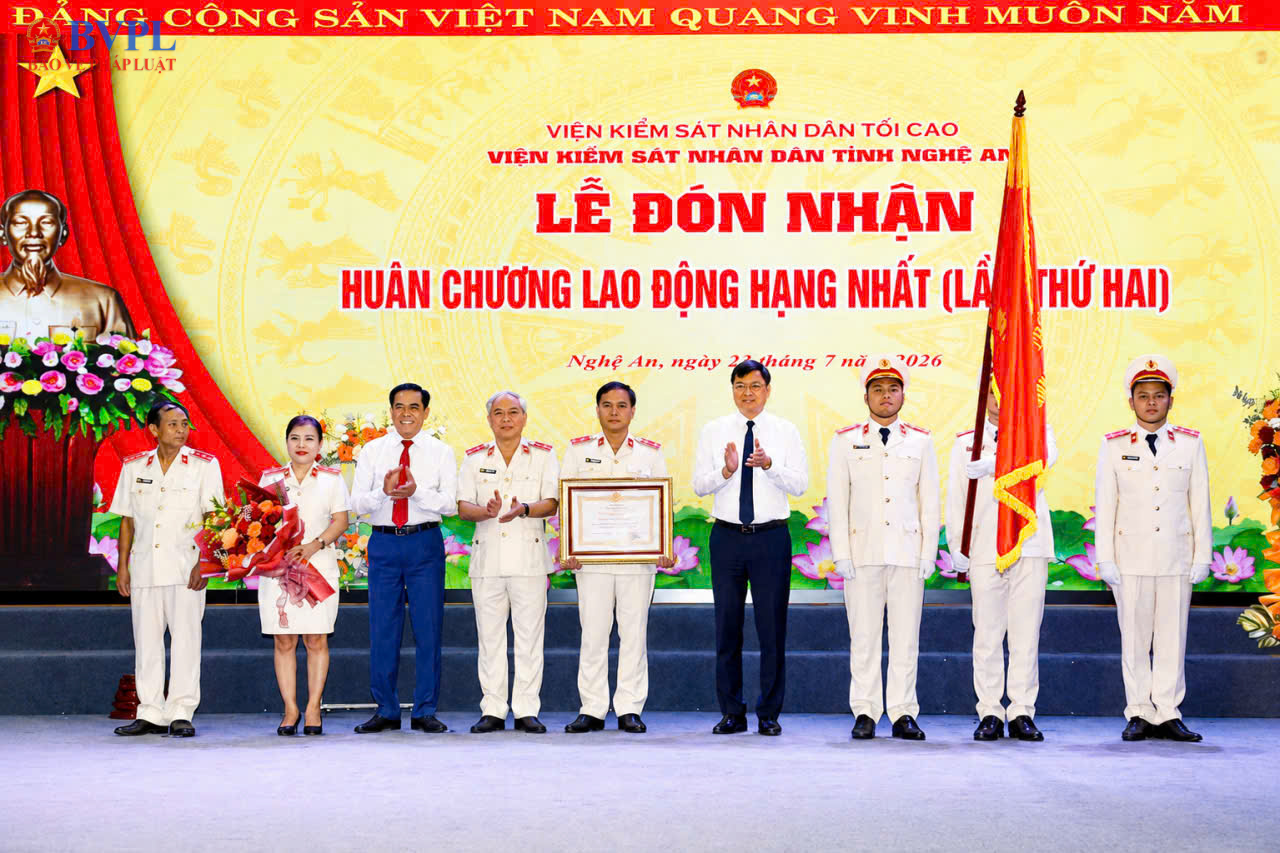 VKSND tỉnh Nghệ An vinh dự đón nhận Huân chương Lao động hạng Nhất lần thứ 2