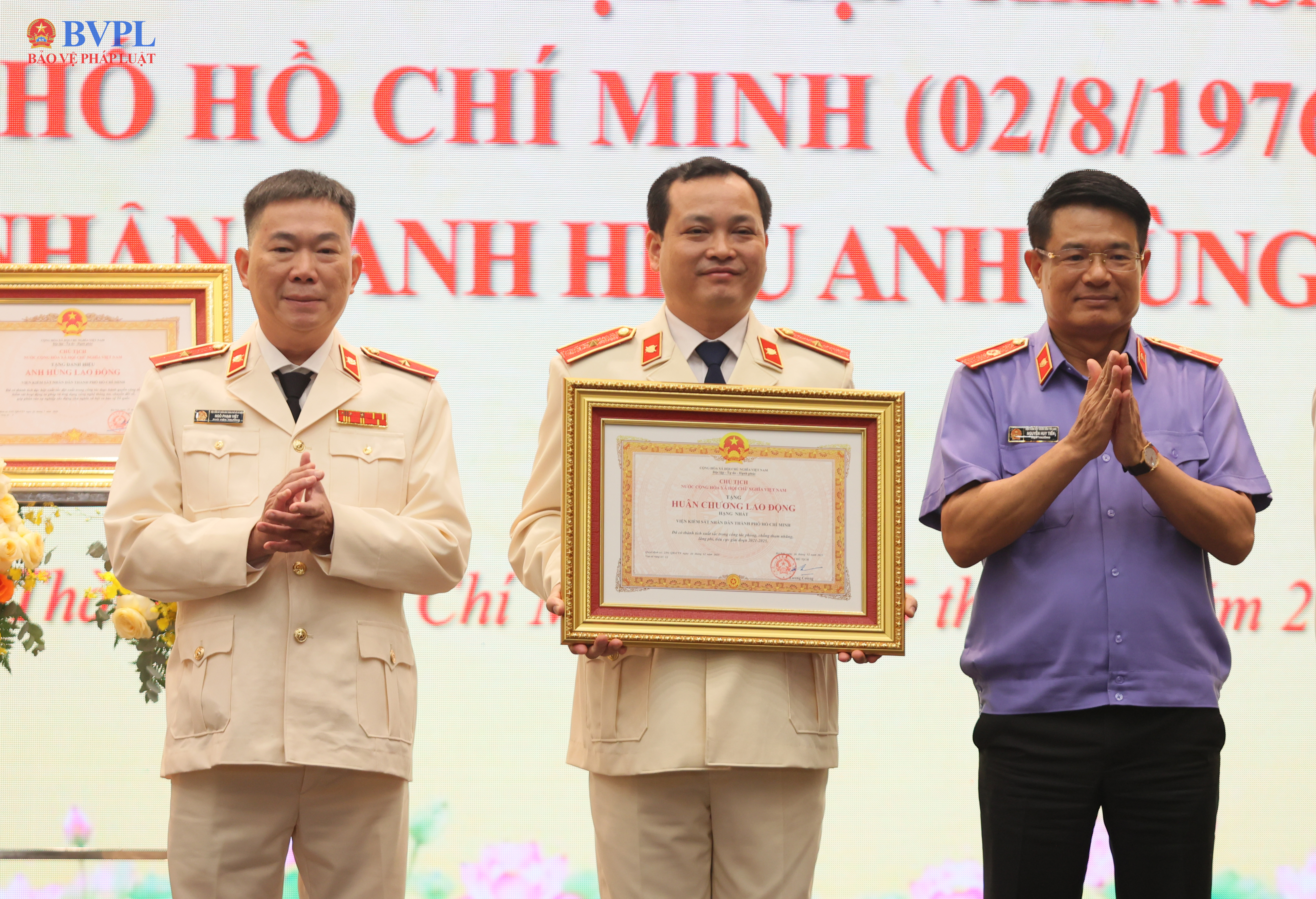VKSND TP Hồ Chí Minh kỷ niệm 50 năm thành lập và đón nhận Danh hiệu Anh hùng Lao động