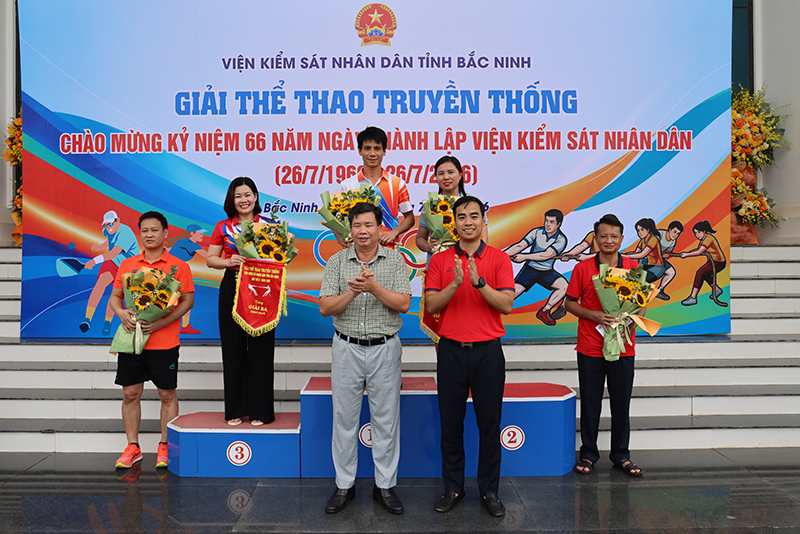 Sôi nổi Giải Thể thao truyền thống VKSND tỉnh Bắc Ninh lần thứ II chào mừng 66 năm Ngày thành lập Ngành