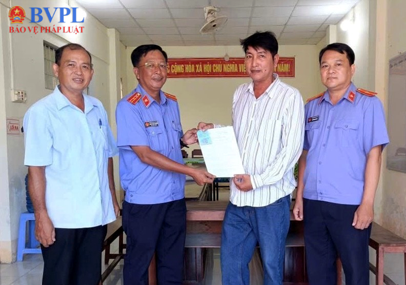 VKSND Khu vực 8 tỉnh An Giang bảo vệ quyền lợi người khuyết tật theo Nghị quyết 205