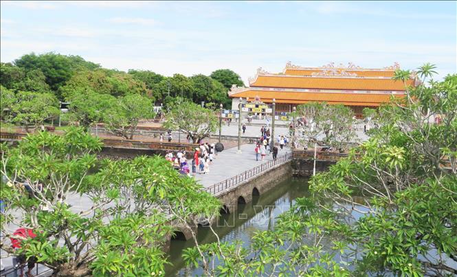 Đa dạng sản phẩm, nâng thời gian lưu trú và chi tiêu của du khách đến Huế