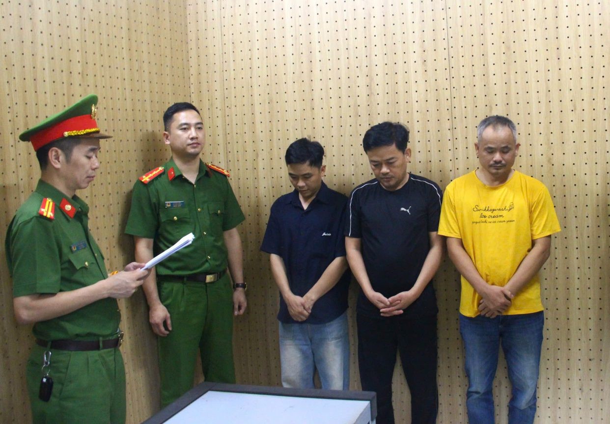 Giám đốc cùng 2 nhân viên lập khống hàng trăm phiếu thí nghiệm vật liệu công trình
