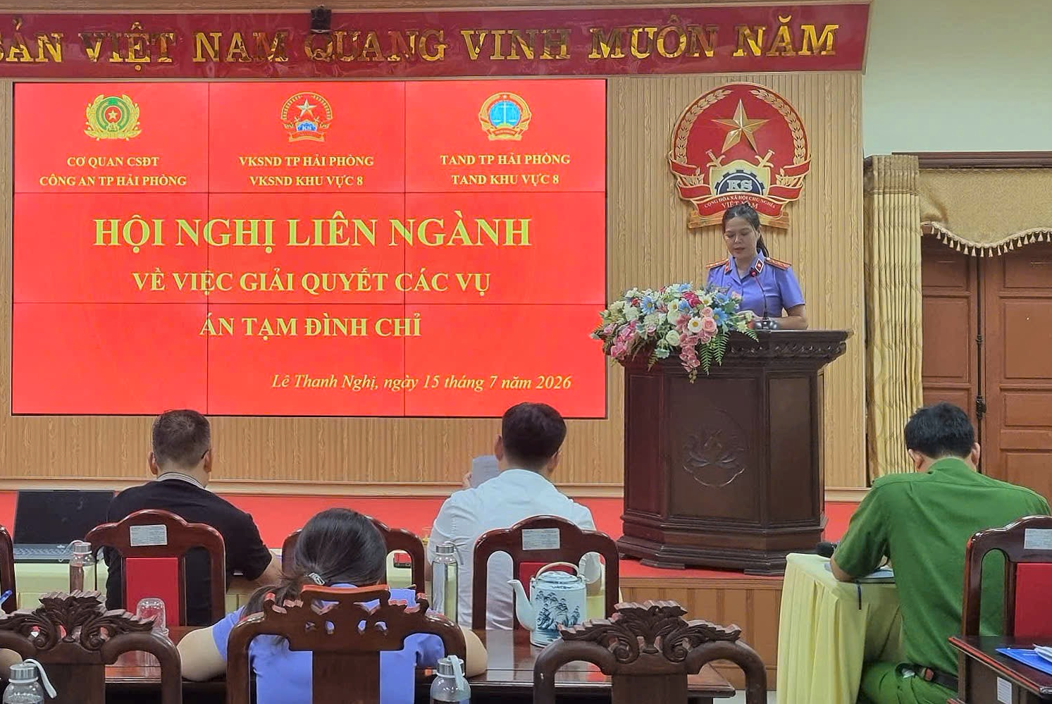 VKSND khu vực 8, TP Hải Phòng chủ trì hội nghị liên ngành tháo gỡ vướng mắc các vụ án tạm đình chỉ