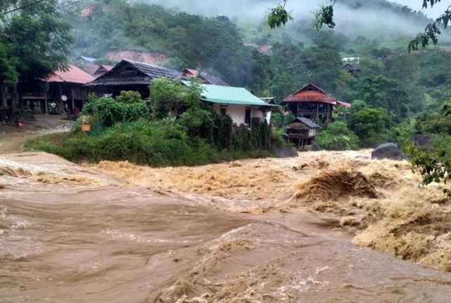 Yêu cầu chủ động ứng phó với mưa lớn, lũ quét, sạt lở đất và gió mạnh trên biển