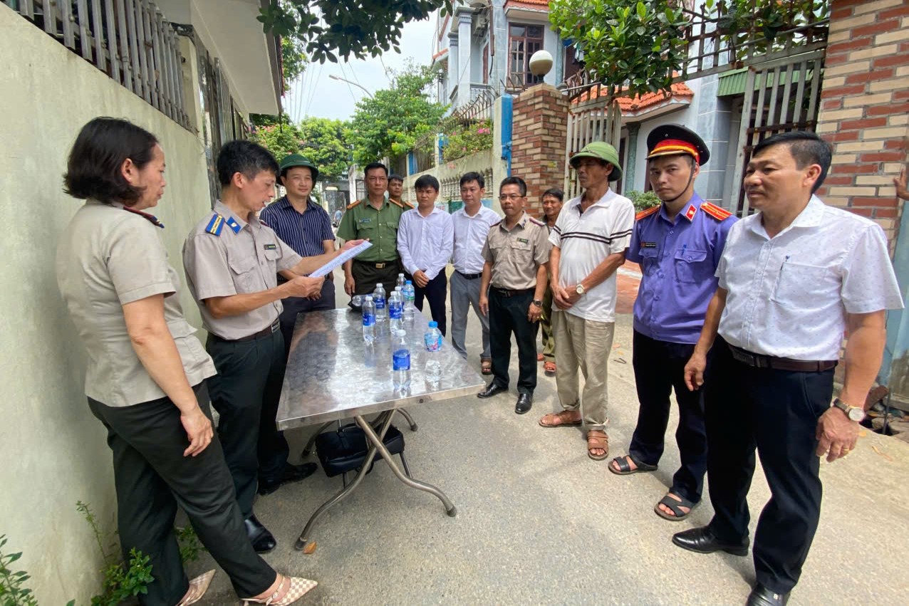 Kiểm sát việc cưỡng chế tháo gỡ tài sản và bàn giao quyền sử dụng đất