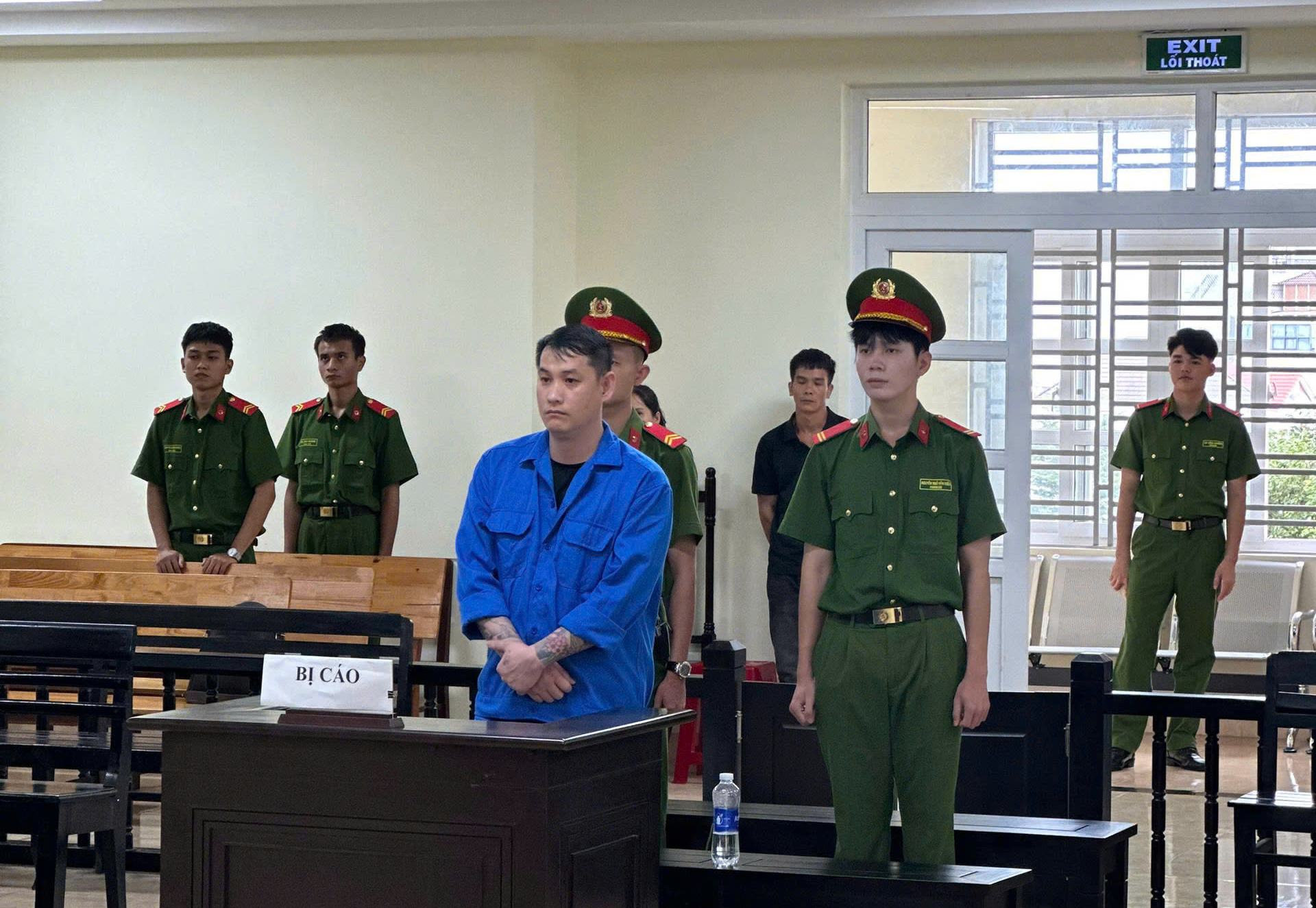 Thuê xe ô tô rồi mang đi cầm cố, lãnh 23 năm tù