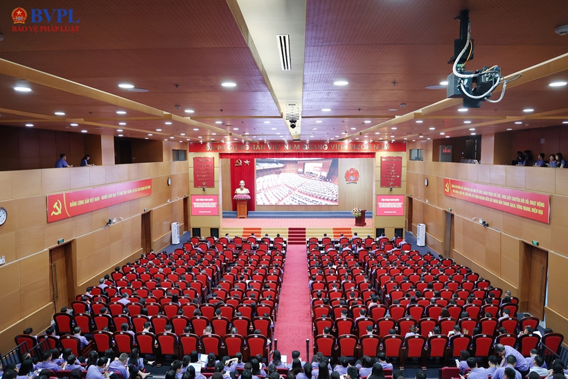 VKSND tối cao dự Hội nghị toàn quốc quán triệt và triển khai thực hiện Nghị quyết Trung ương III, khoá XIV