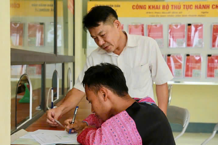Lấy sự hài lòng của Nhân dân làm thước đo cuối cùng của hiệu quả thực thi