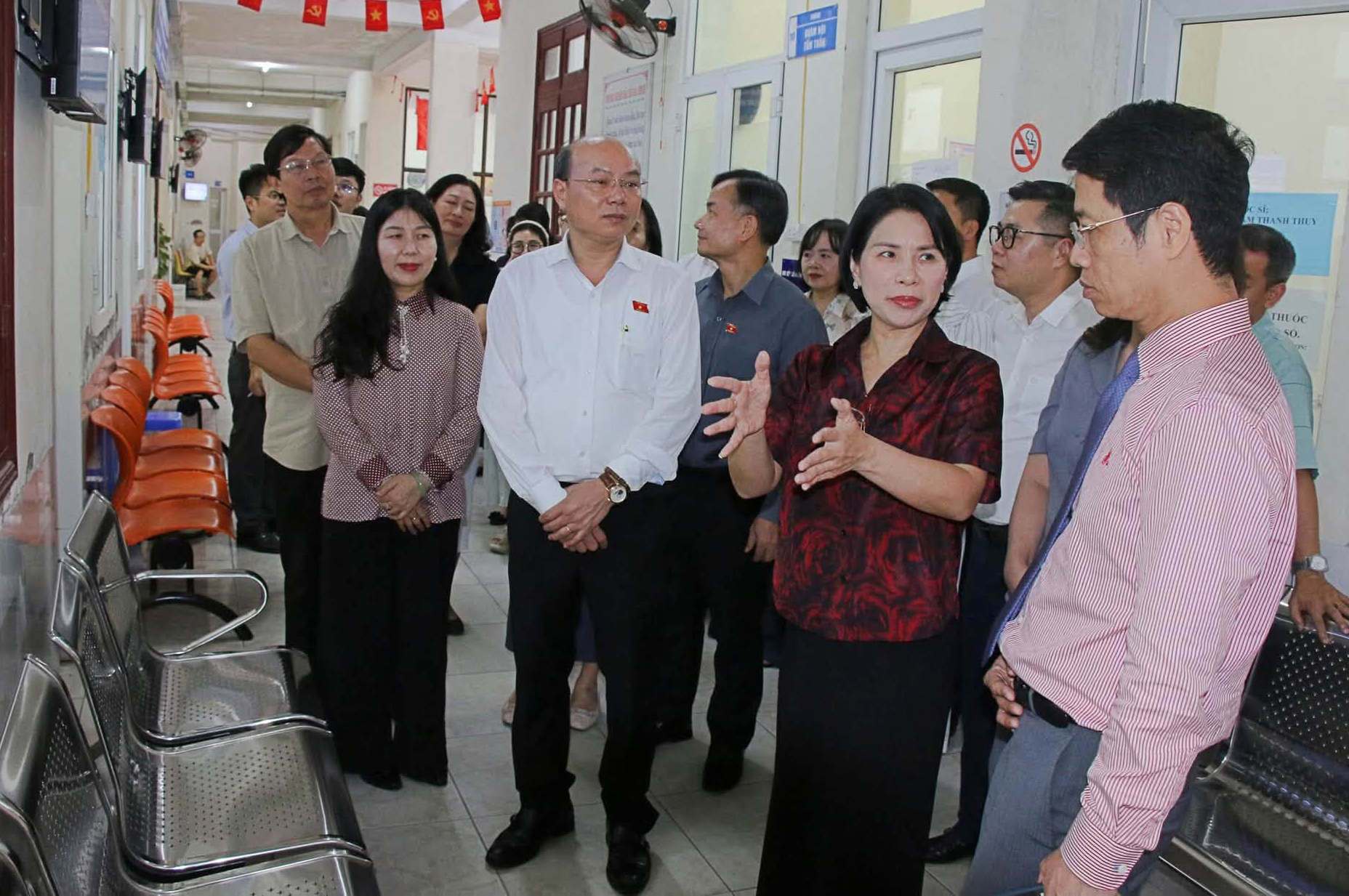 Đoàn giám sát của Ủy ban Dân nguyện và Giám sát làm việc với UBND phường Cầu Giấy