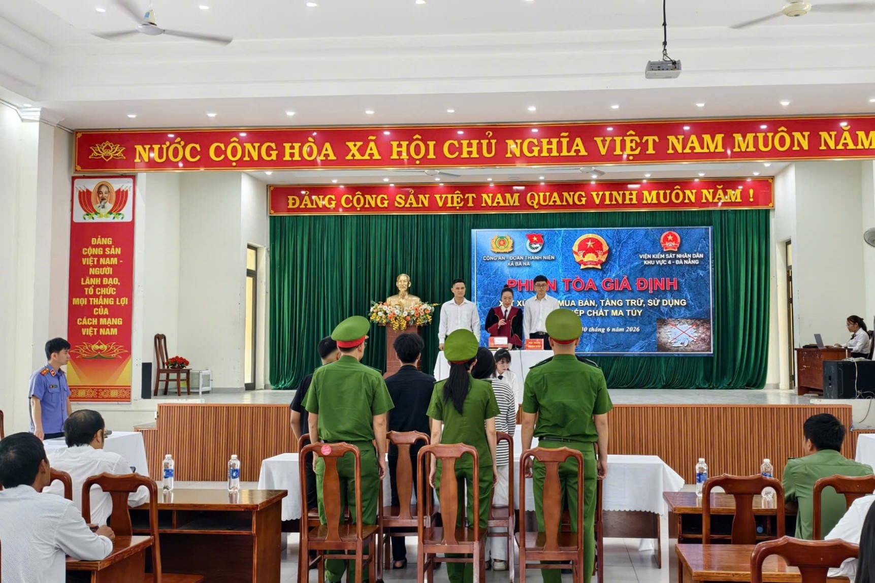 VKSND khu vực 4, TP Đà Nẵng phối hợp tổ chức phiên tòa giả định tuyên truyền pháp luật