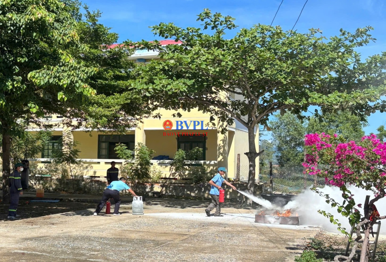 VKSND Khu vực 8 tỉnh Khánh Hòa tham gia lớp tập huấn phòng cháy, chữa cháy