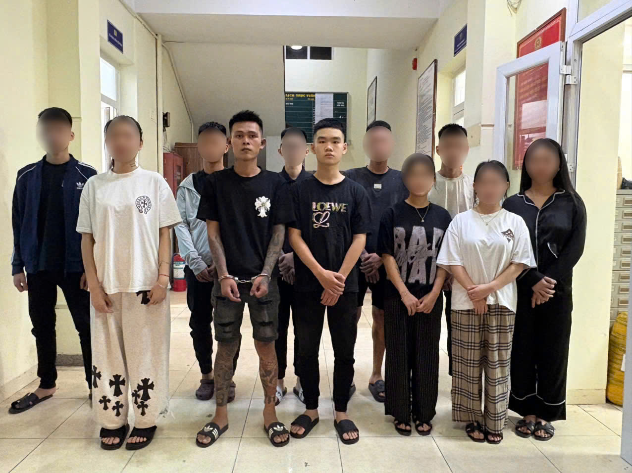 Điều tra nhóm đối tượng liên vụ đánh, chém, gây rối trật tự công cộng tại “Quán Nhỏ”