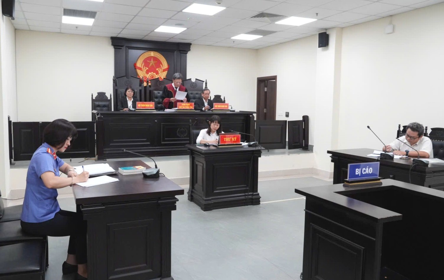 Tuyên truyền chống phá Nhà nước, Đoàn Bảo Châu lĩnh 7 năm tù, 5 năm quản chế