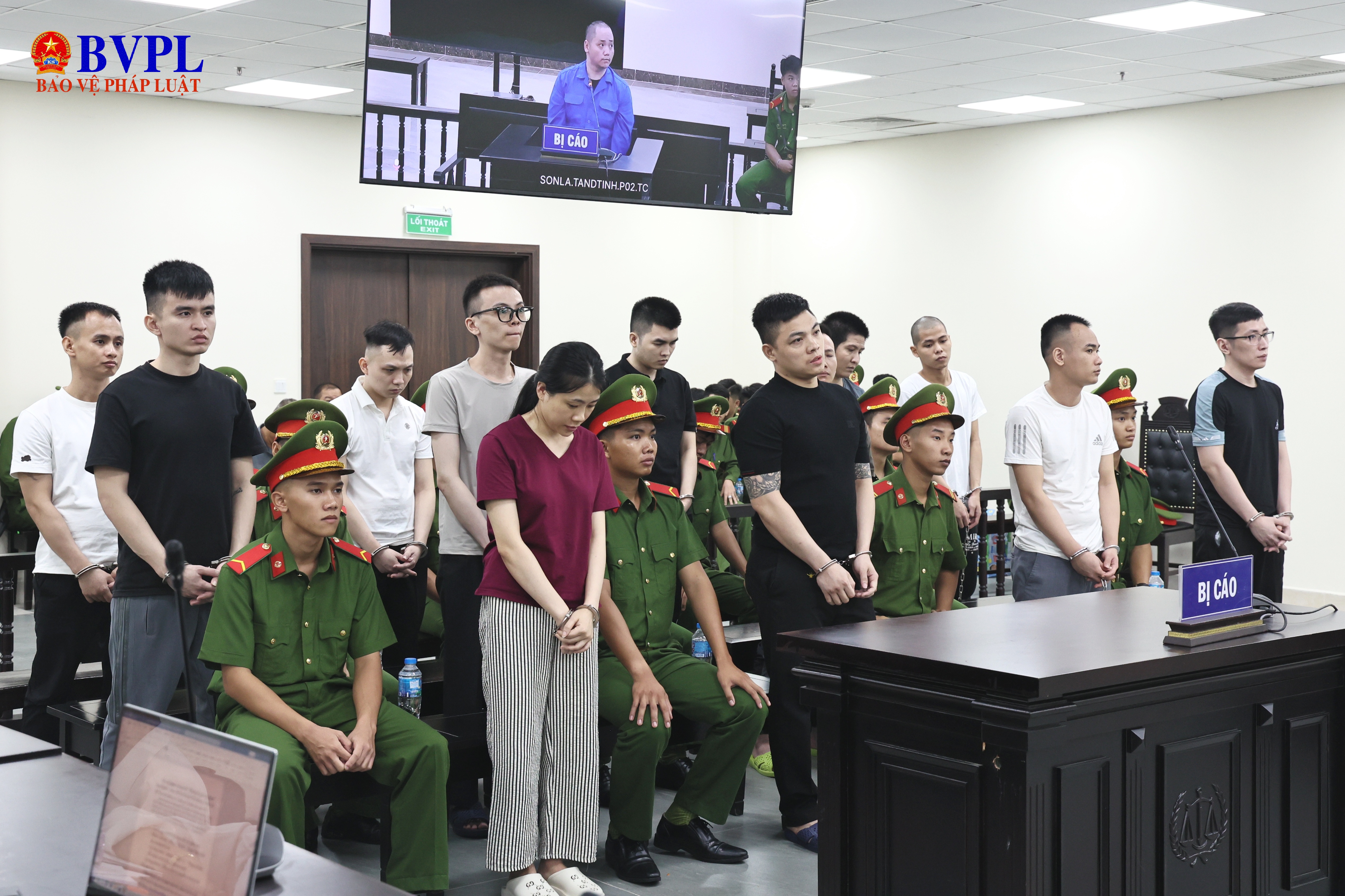 Xét xử Lê Minh Quân cùng 13 bị cáo trong đường dây ma túy liên tỉnh