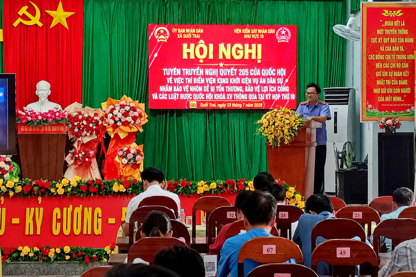 VKSND khu vực 15, tỉnh Đắk Lắk đưa Nghị quyết 205 đến gần người dân