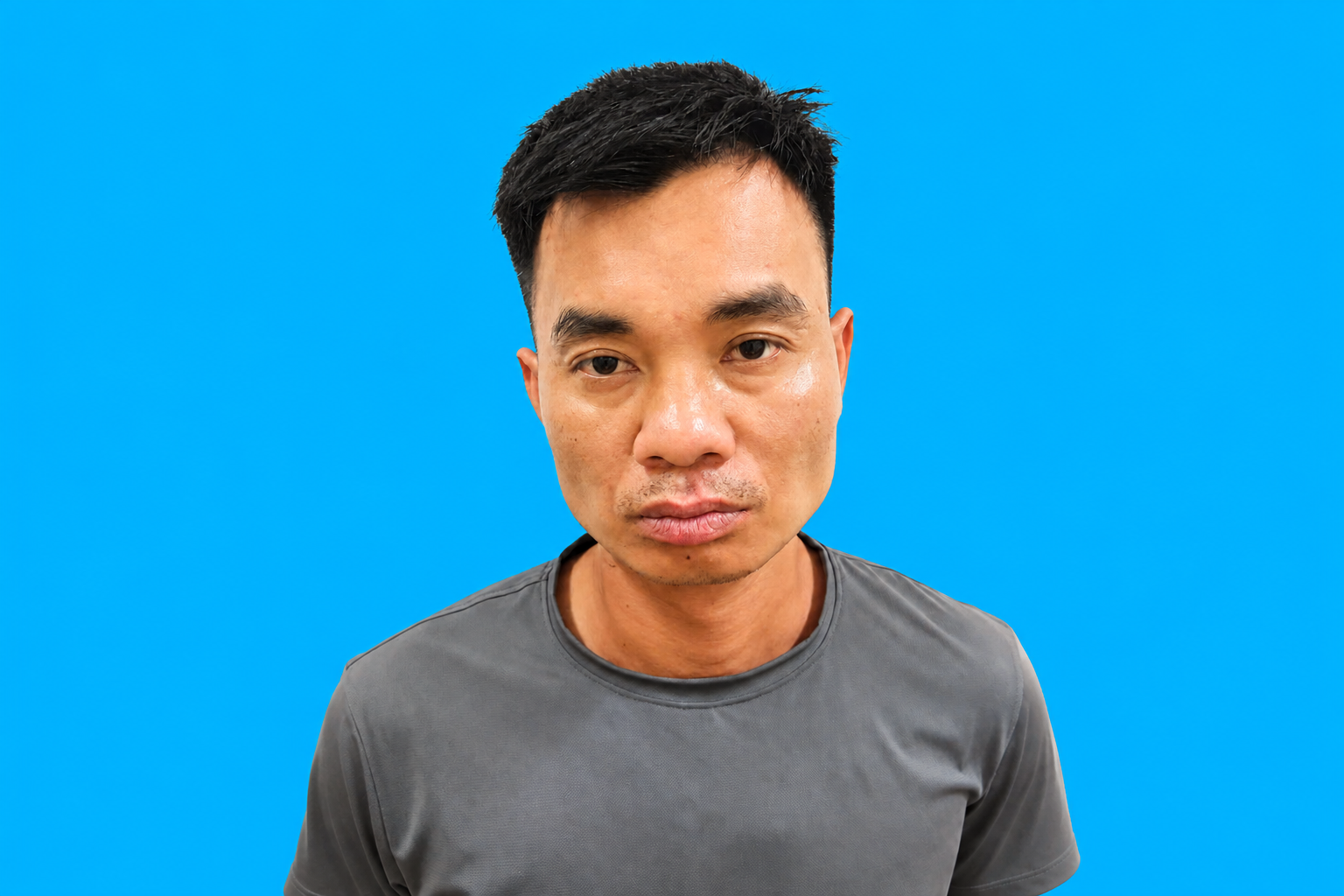 Khởi tố đối tượng cướp giật dây chuyền của phụ nữ đang chở con nhỏ