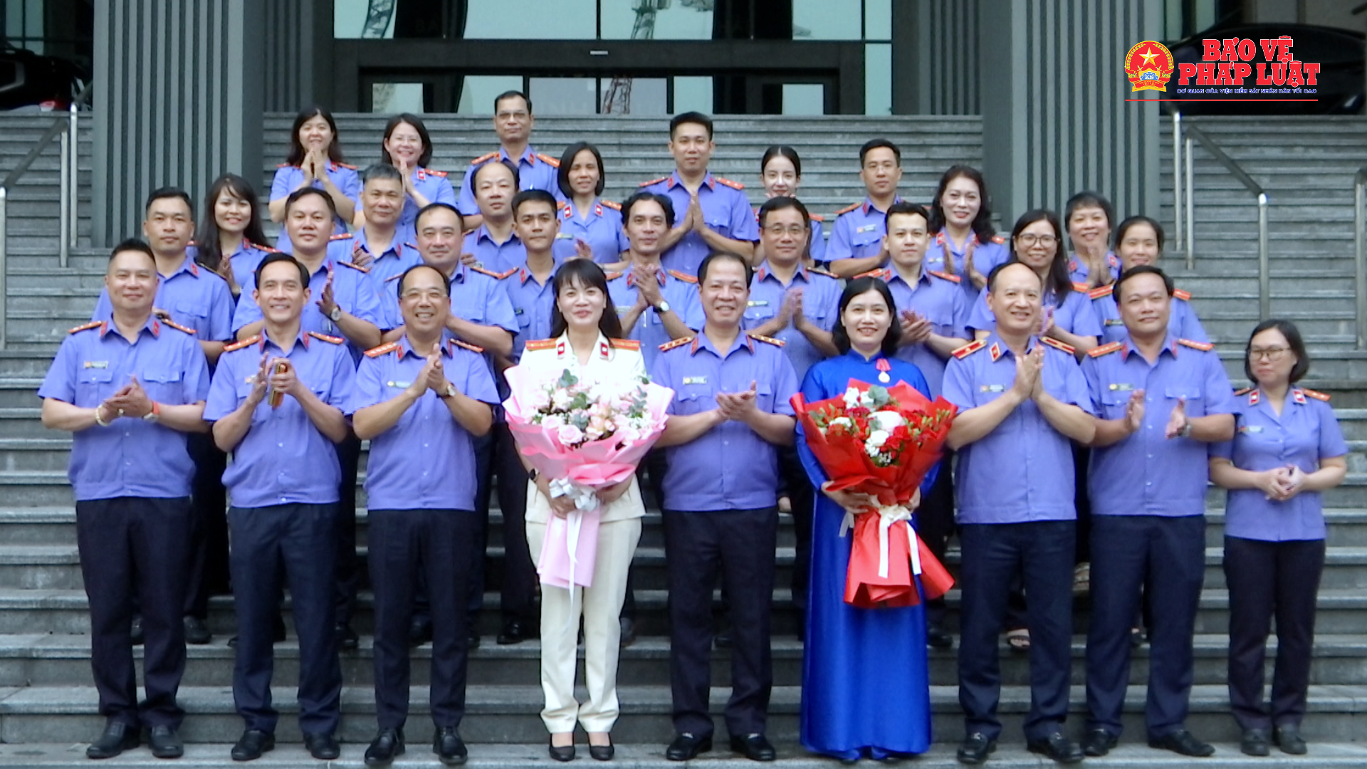 Trao tặng Huân chương Lao động hạng Nhì và quyết định bổ nhiệm Phó Tổng Biên tập Báo Bảo vệ pháp luật