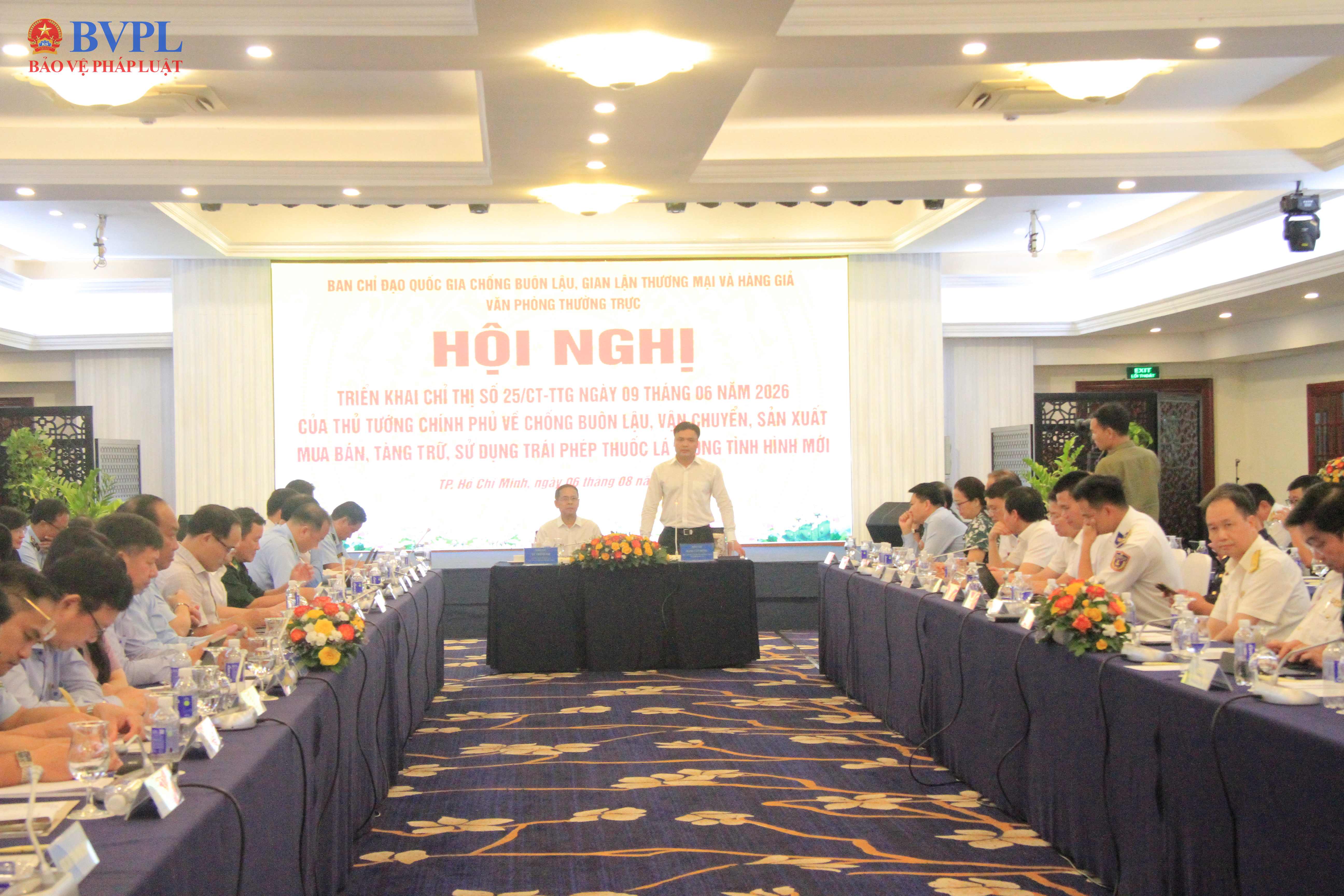 Siết vòi bạch tuộc buôn lậu thuốc lá từ biên giới đến không gian mạng
