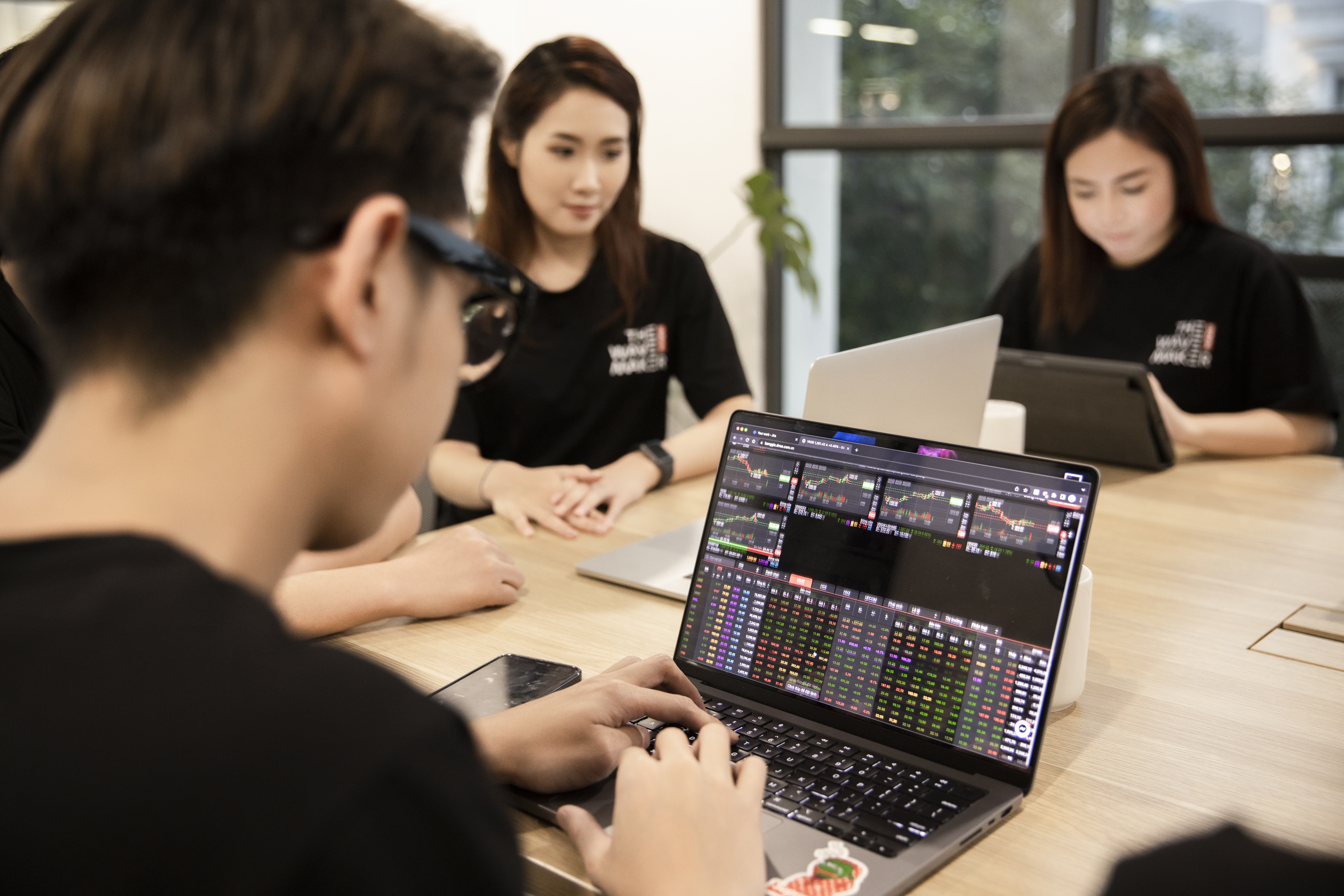 Top đóng góp ngân sách Dấu ấn của mô hình chứng khoán công nghệ