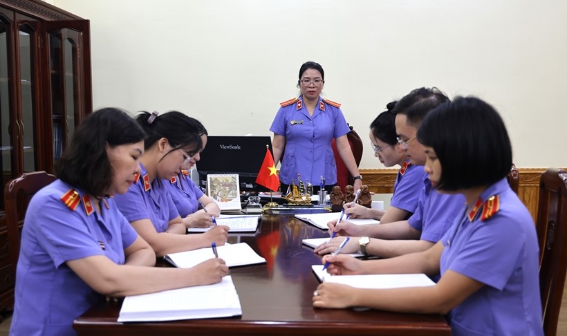 VKSND khu vực 5, tỉnh Hưng Yên thông báo truy tố bị can bỏ trốn