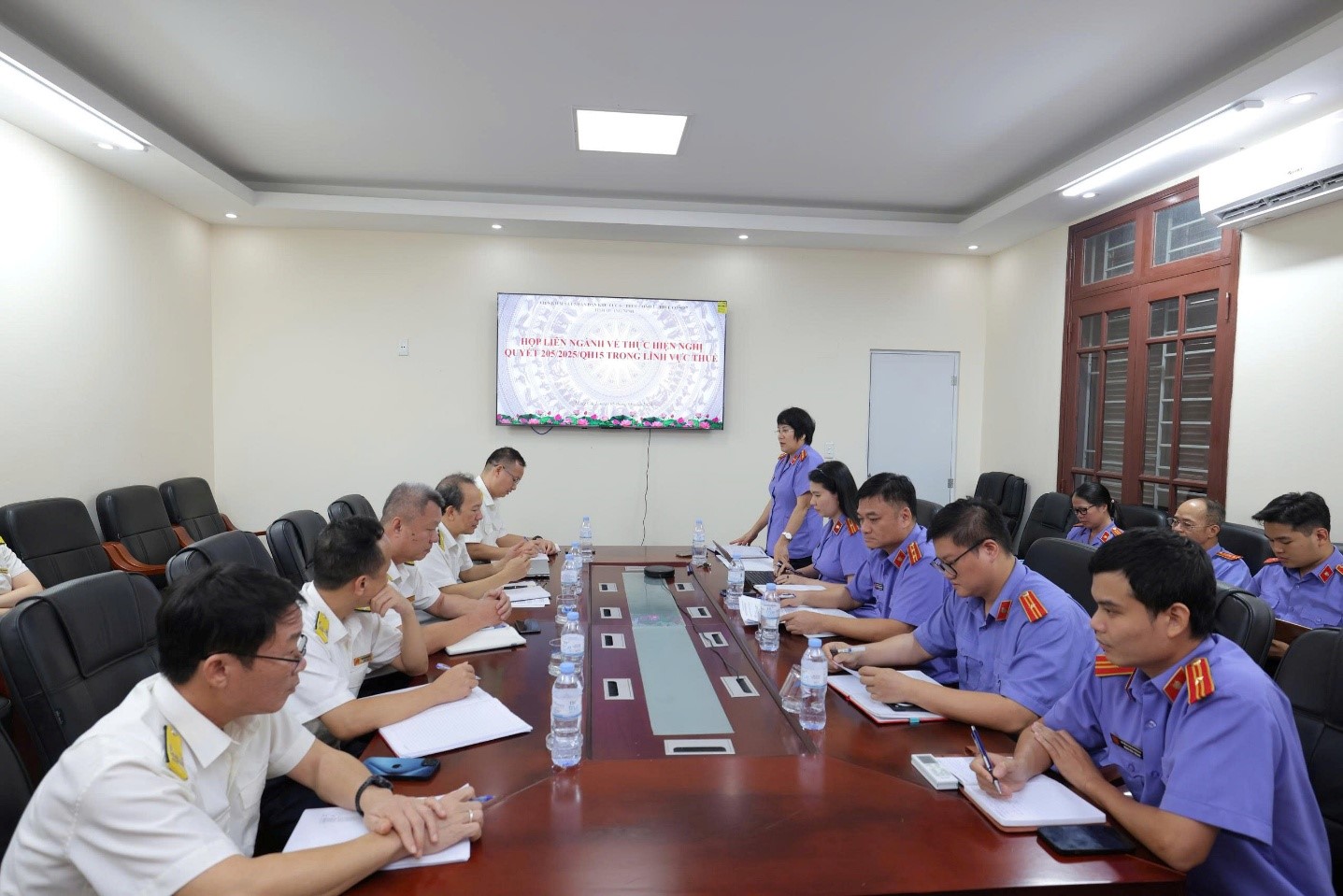 VKSND khu vực 6, tỉnh Quảng Ninh phối hợp xử lý gần 20 trường hợp nợ thuế
