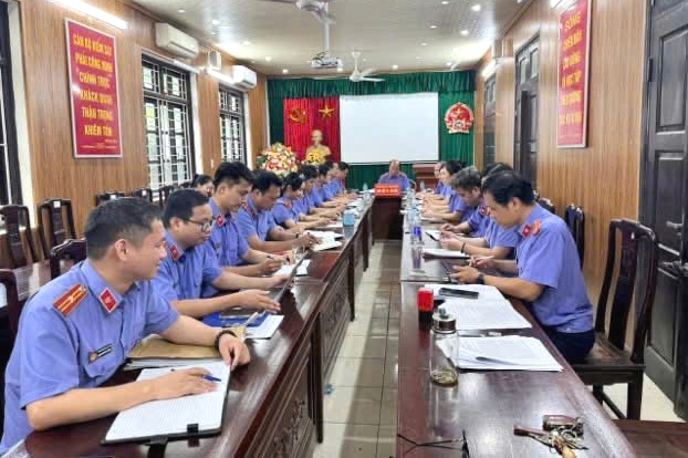 VKSND khu vực 12, TP Hà Nội Khởi kiện doanh nghiệp nợ gần 149 triệu đồng bảo hiểm xã hội