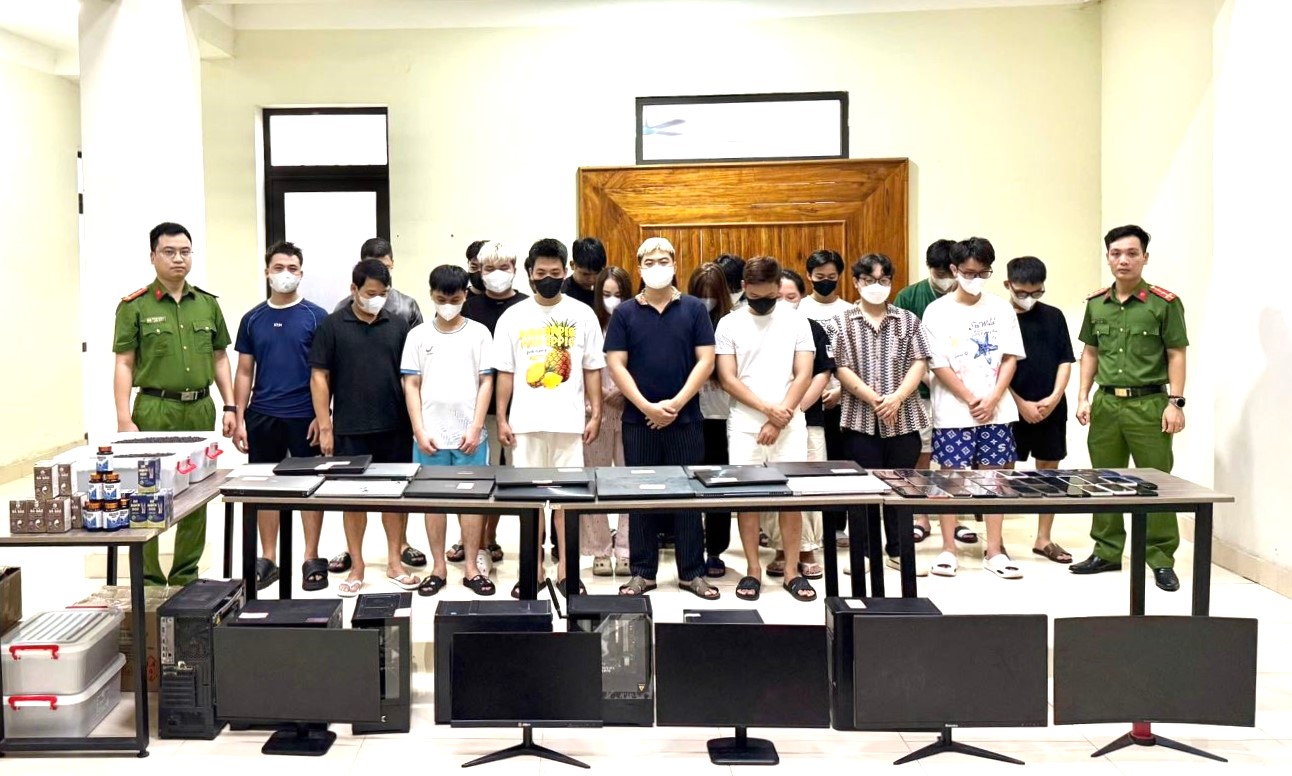 Khởi tố 21 bị can quảng cáo gian dối sản phẩm Đông y “Xương khớp bà Sáu”