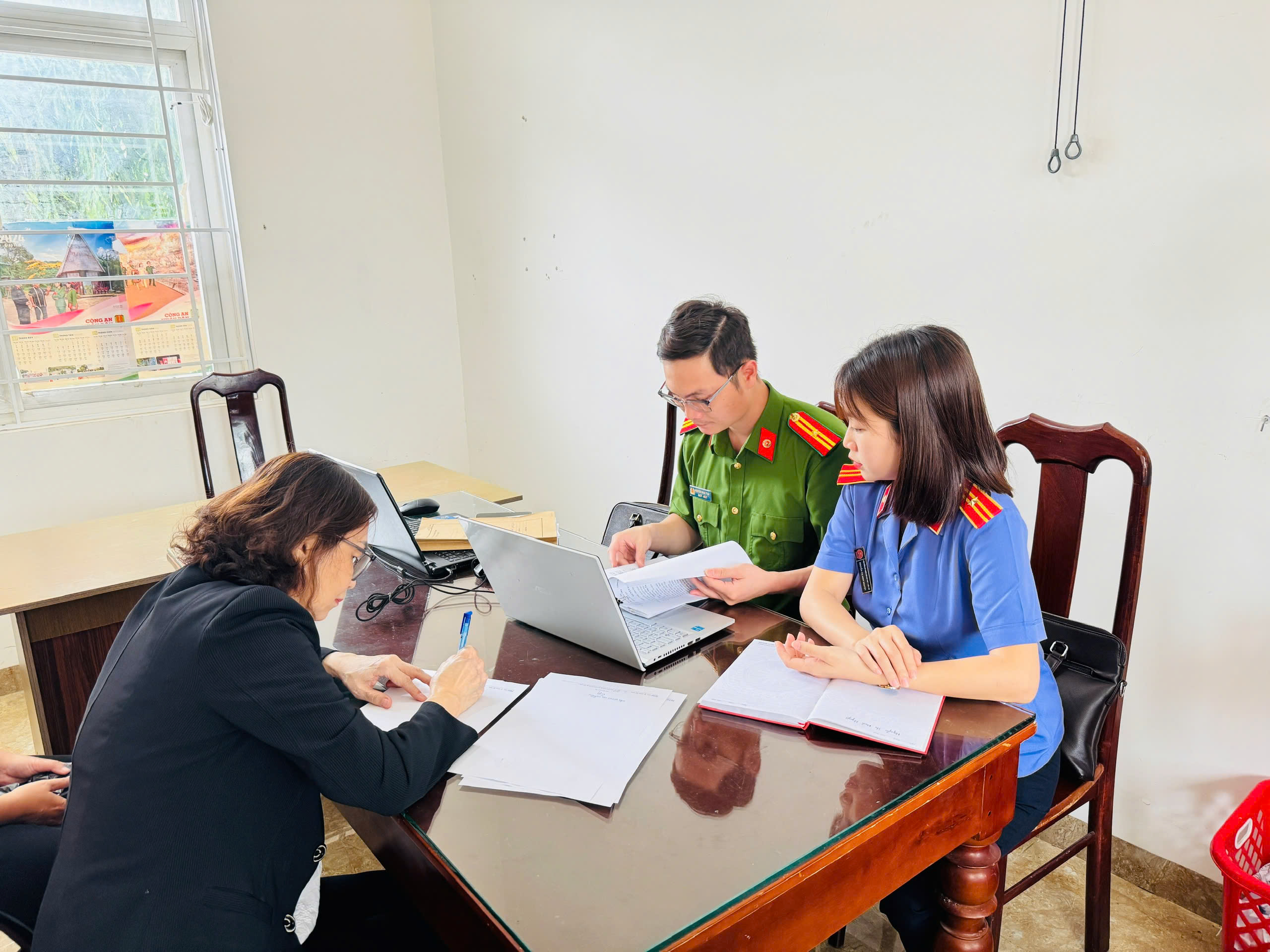 Viện kiểm sát phê chuẩn khởi tố đối tượng trốn thuế hơn 431 triệu đồng