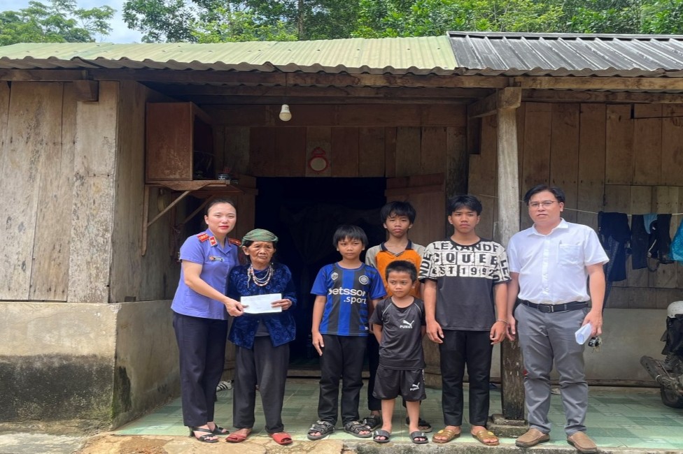Viện kiểm sát chung tay bảo vệ trẻ em có hoàn cảnh đặc biệt khó khăn