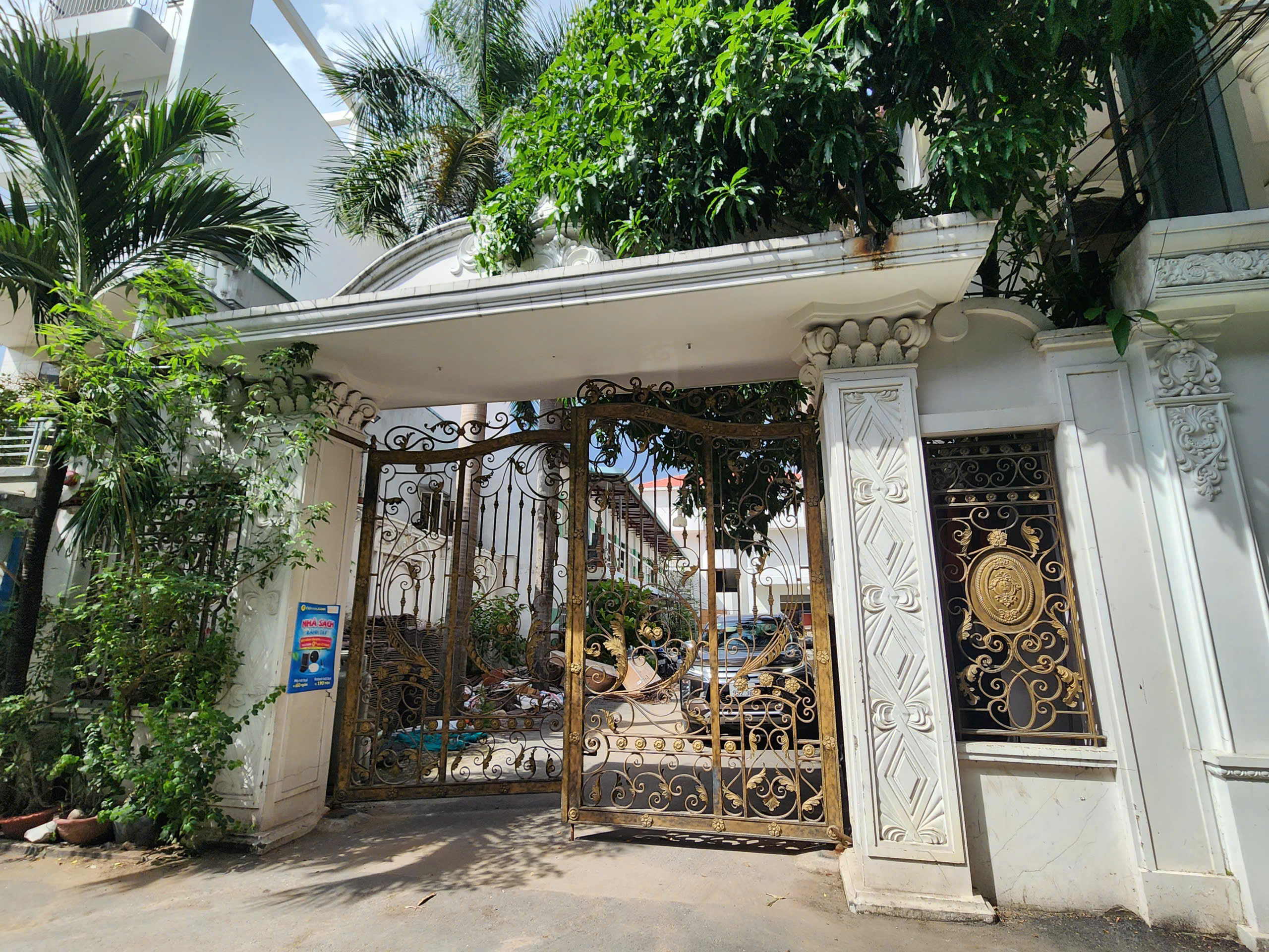 Chuyển đơn đến Công an giải quyết vụ việc người dân nghi bị xâm phạm chỗ ở