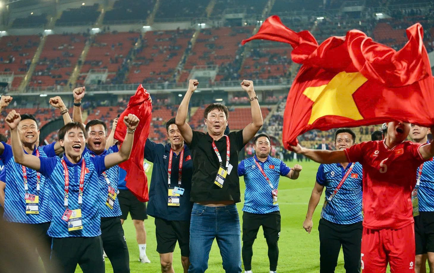 Nóng vé trận bán kết lượt về tuyển Việt Nam - Malaysia trên sân Mỹ Đình