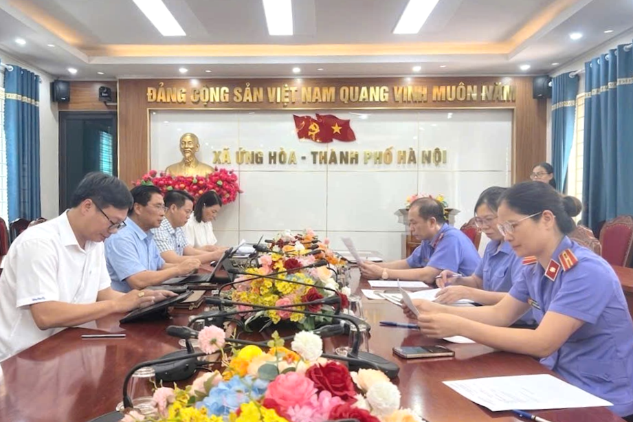 Viện kiểm sát khởi kiện vụ án dân sự công ích đầu tiên trong lĩnh vực đất đai tại Hà Nội