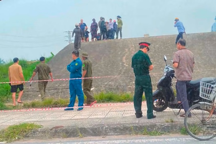 Phát hiện nữ hiệu trưởng tử vong dưới mương nước ở Quảng Ninh