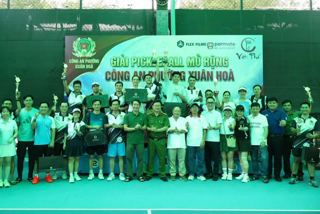 Công an phường Xuân Hòa gắn kết cộng đồng qua Pickleball