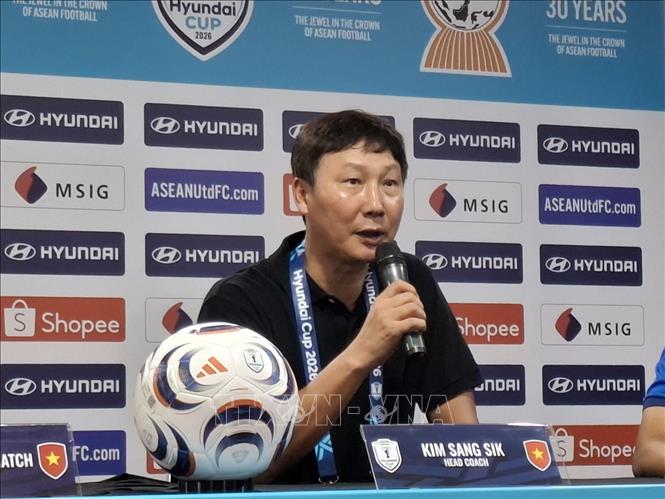 ASEAN Cup 2026 HLV Kim Sang Sik thận trọng, Malaysia chưa bỏ cuộc