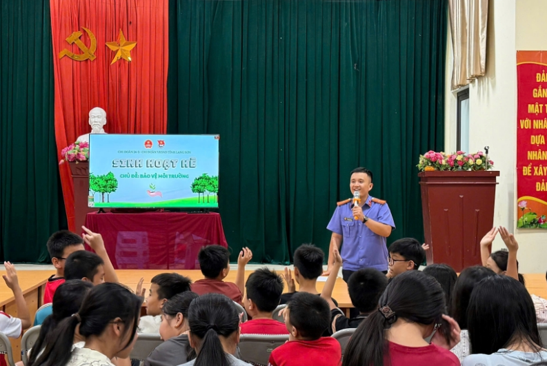 Chiến dịch Kỳ nghỉ hồng 2026 VKSND tỉnh Lạng Sơn đẩy mạnh tuyên truyền pháp luật