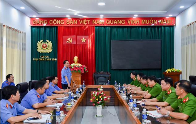 Trực tiếp kiểm sát việc lập hồ sơ đề nghị giảm thời hạn chấp hành án phạt tù đợt 2 9