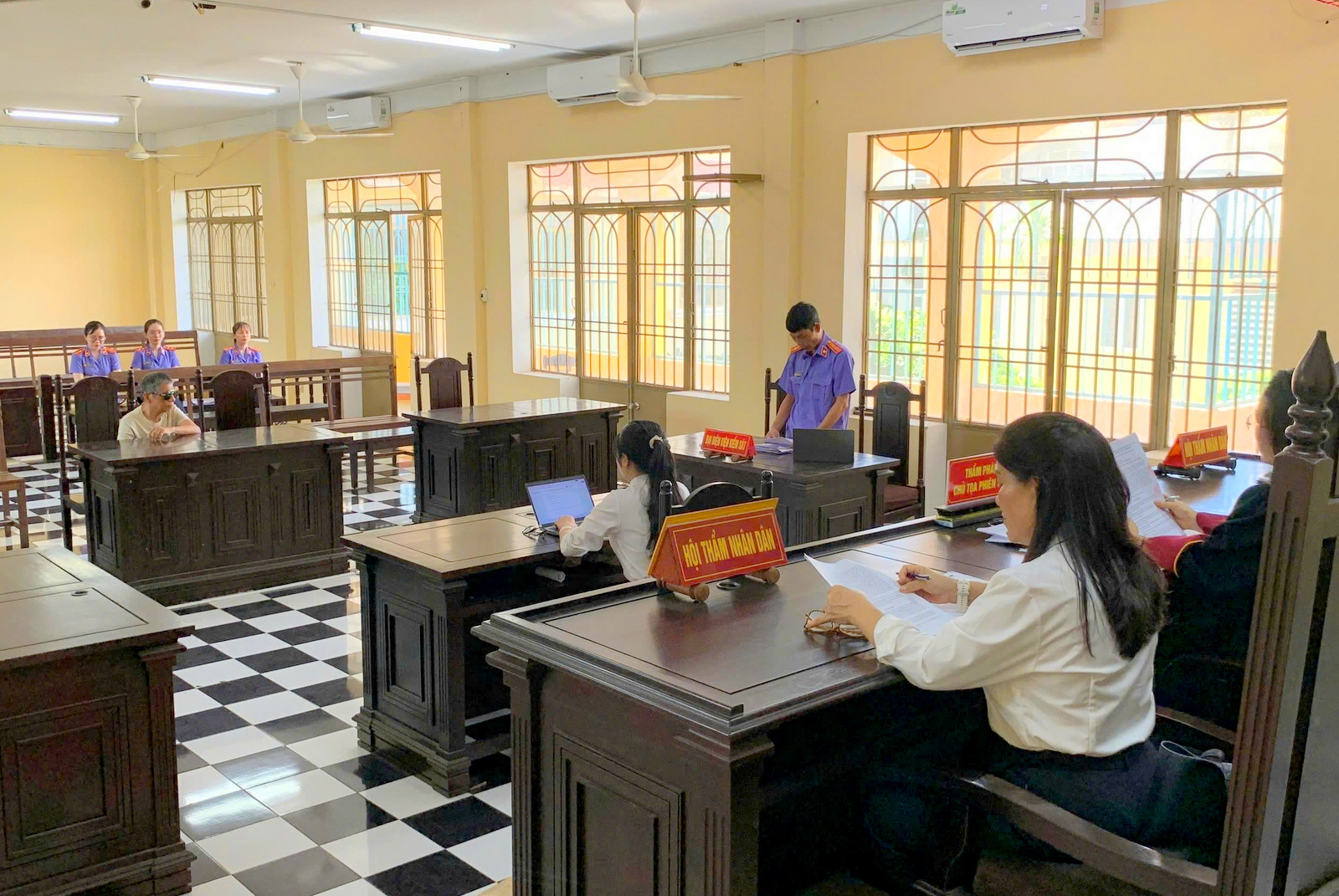 VKSND khu vực 5, TP Đà Nẵng chủ động đưa cơ chế khởi kiện dân sự công ích vào thực tiễn