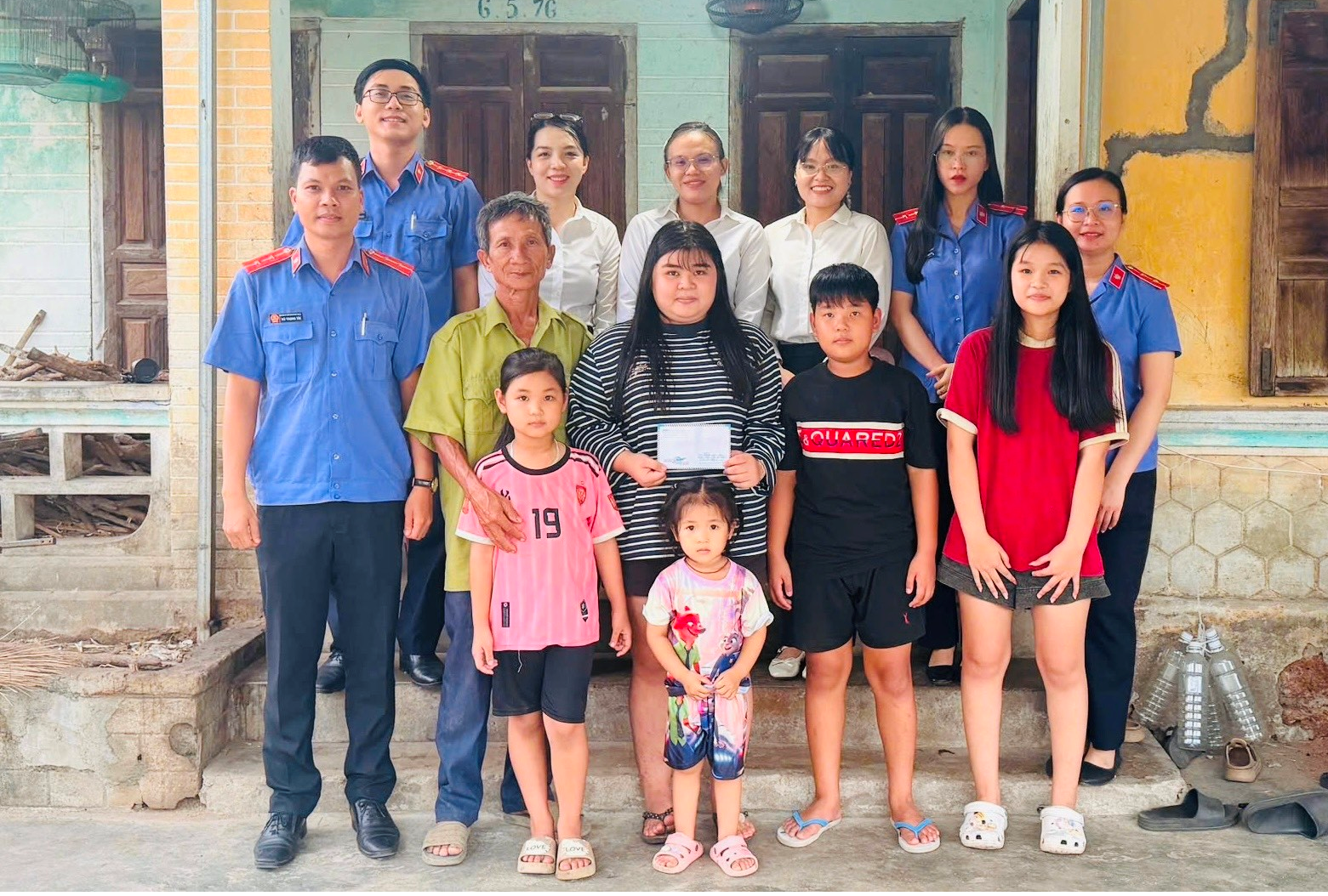 VKSND Khu vực 3, điểm tựa yêu thương cho 5 chị em nghèo vùng đất Gia Lai