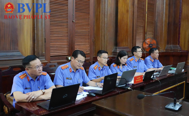 Bản lĩnh Kiểm sát viên và dấu ấn chuyển đổi số tại phiên tòa VN10