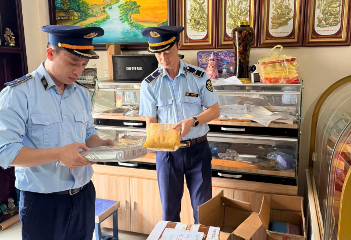 Xử phạt hộ kinh doanh nguyên liệu thực phẩm không rõ nguồn gốc, xuất xứ