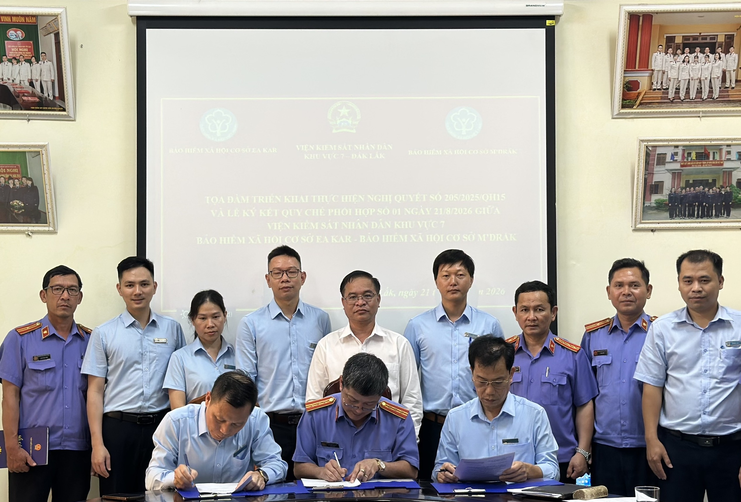 VKSND khu vực 7, tỉnh Đắk Lắk và Bảo hiểm xã hội phối hợp thực hiện Nghị quyết 205