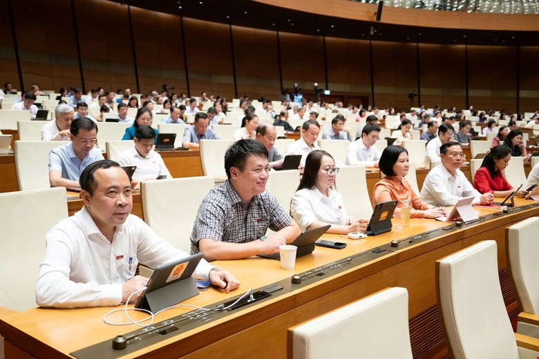 Quốc hội đồng ý bổ sung cơ chế nhằm khai thác hiệu quả các mỏ dầu khí nhỏ, mỏ tận thu