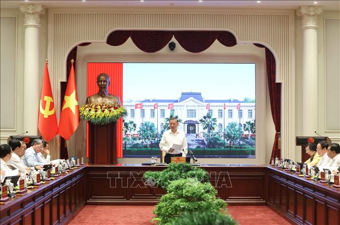 Tổng Bí thư, Chủ tịch nước Tô Lâm Phát triển, thu hút và trọng dụng nhân tài phải đặt trong tổng thể chiến lược phát triển đất nước