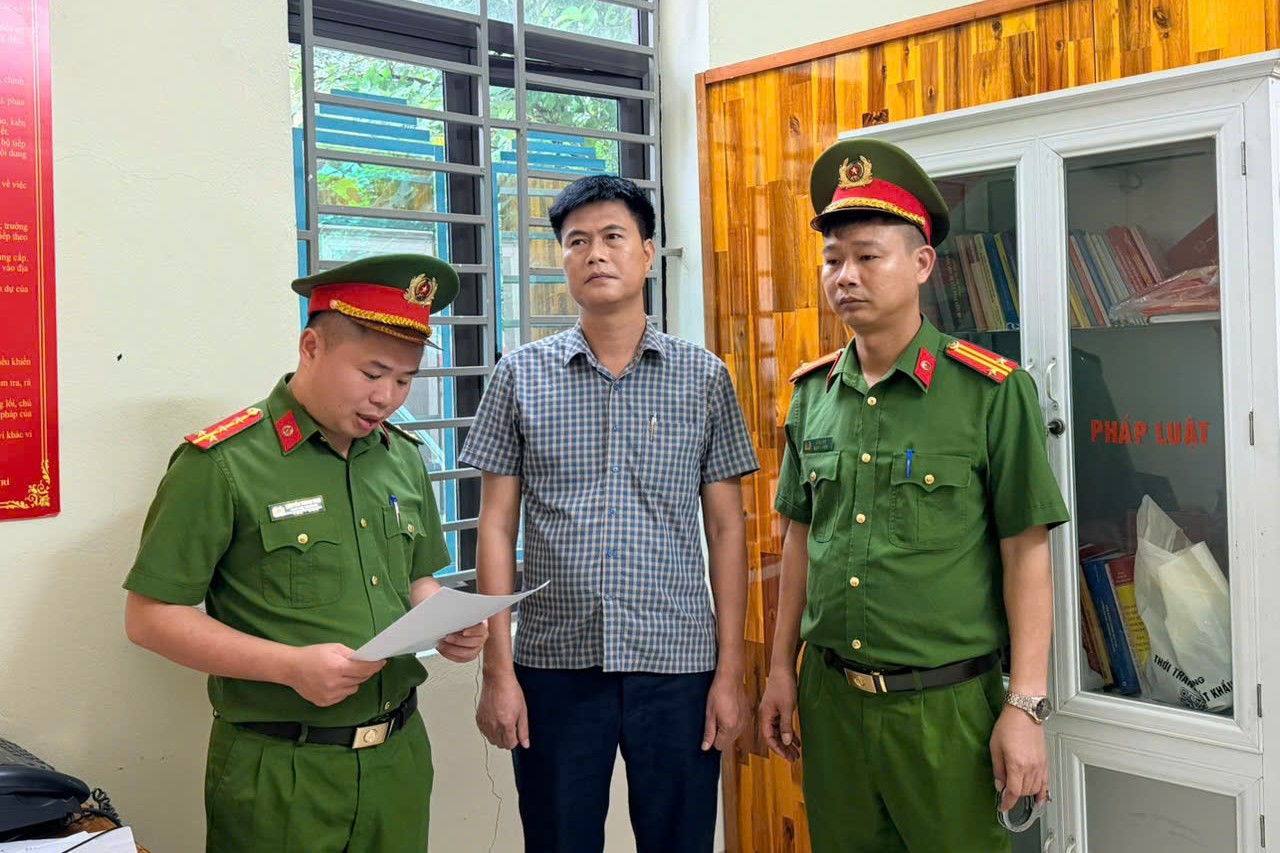 Phê chuẩn khởi tố 3 nguyên cán bộ xã cho thuê đất không đúng thẩm quyền