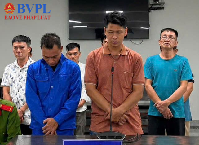 Tổng hình phạt hơn 34 năm tù cho băng nhóm cá độ bóng đá